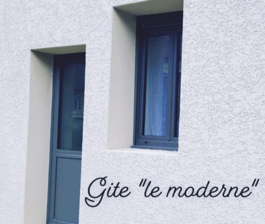 Appartement Le Moderne Ideal Pour Couples Et Professionnels Ornans Exterior photo