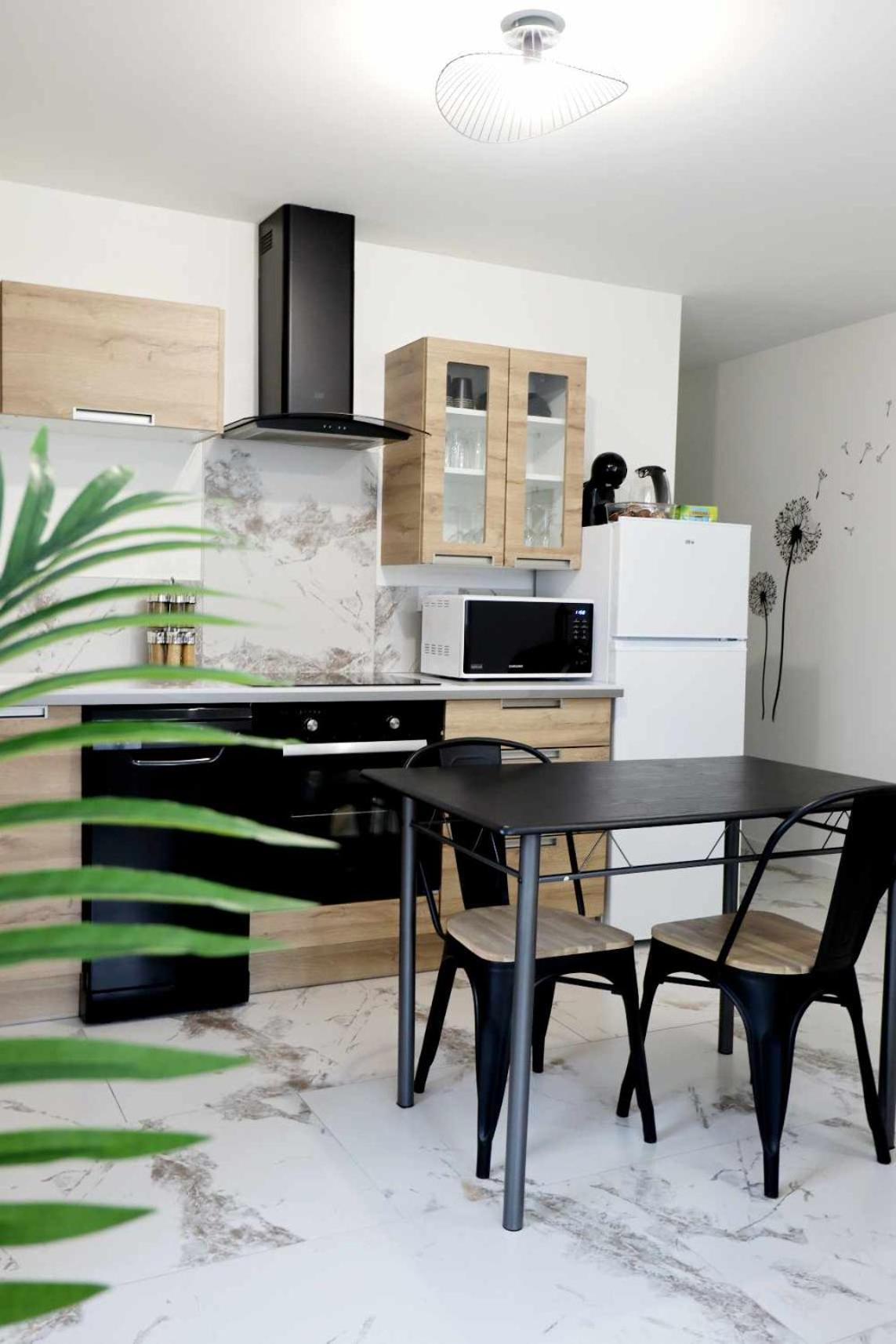 Appartement Le Moderne Ideal Pour Couples Et Professionnels Ornans Exterior photo